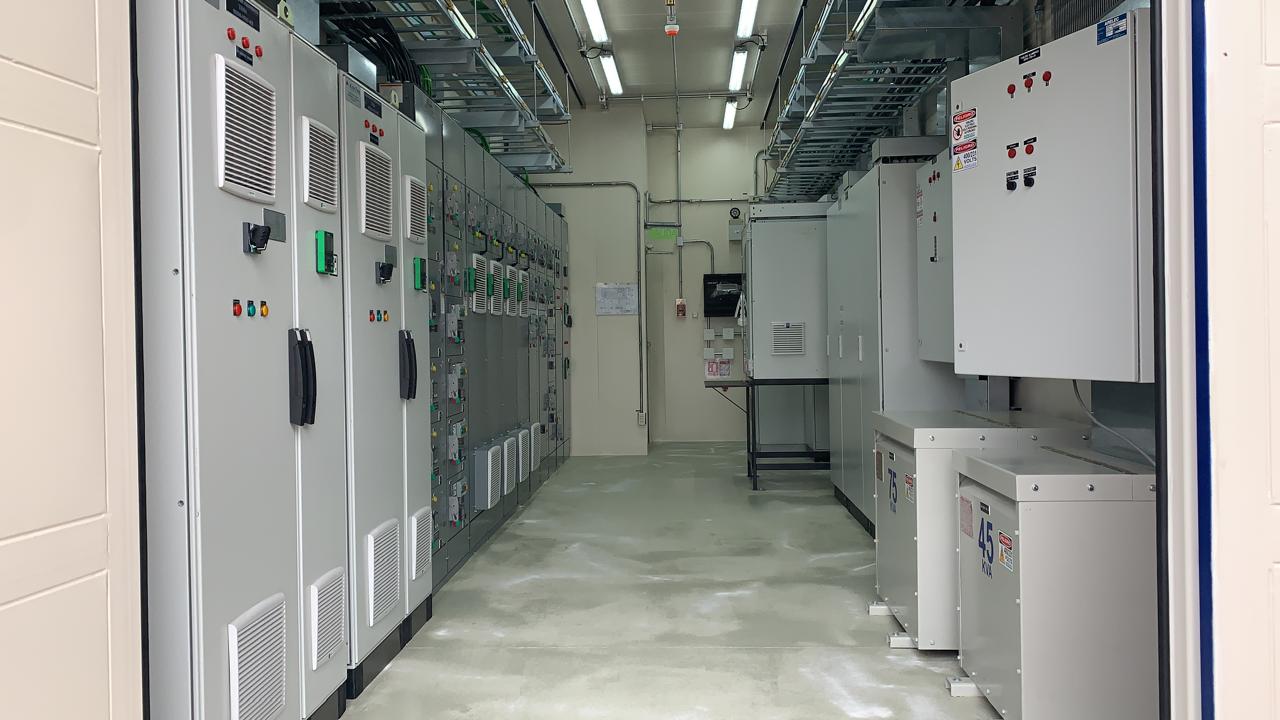 Sala eléctrica fabricada e integrada por ARMETAL